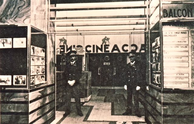 En aan de ingang werd je gefouilleerd door de kauwgumpolitie. Jaja, je kwam er niet zomaar binnen! 